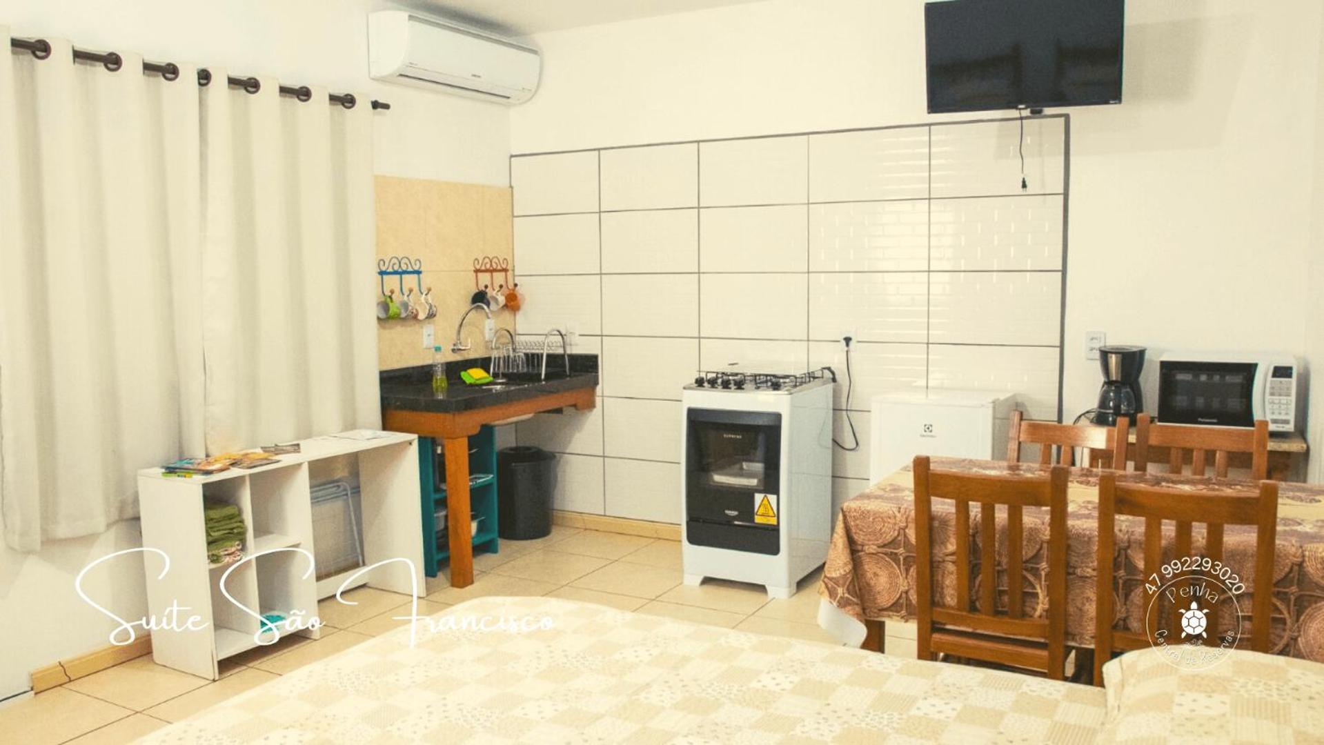 Apartamento Confortavel E Amplo, Proximo Ao Beto Carrero E A Praia Penha  Buitenkant foto